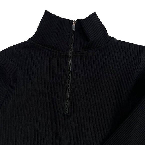 Black Seamless Half Zip Crop Top - Picture 4 of 6